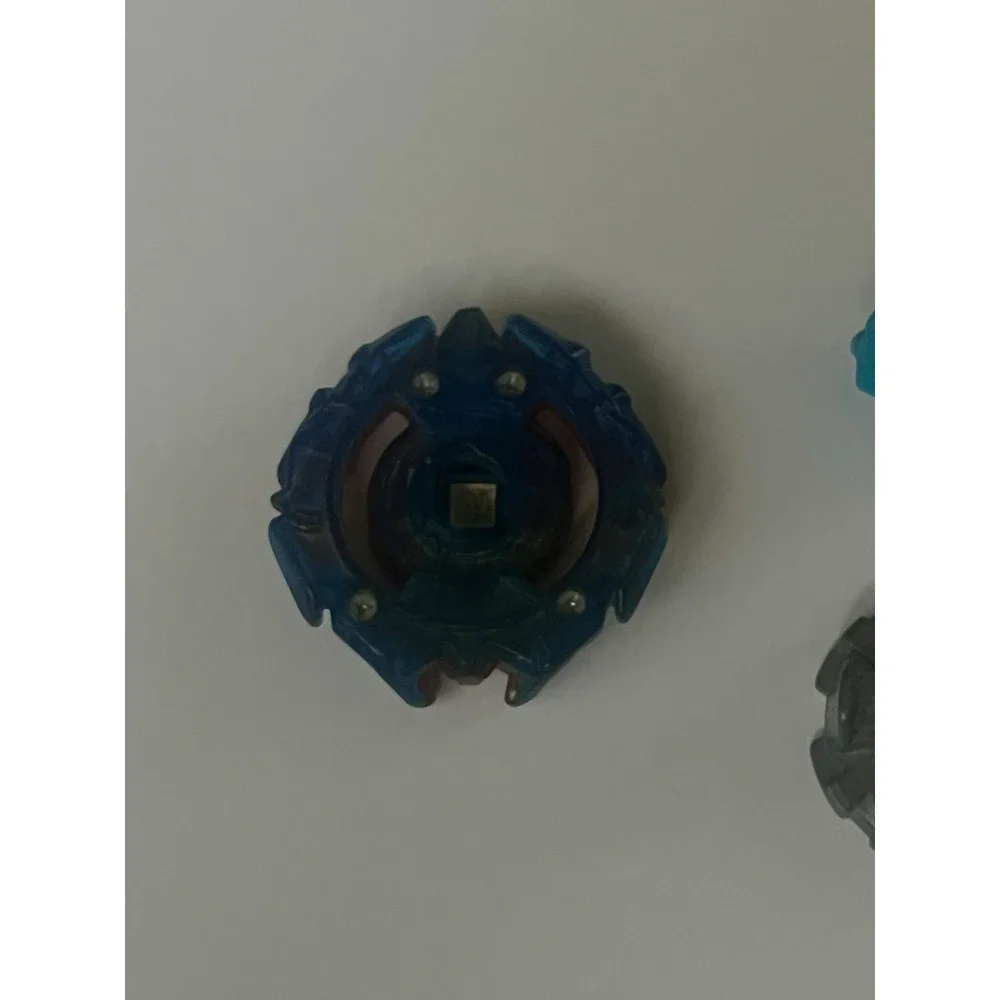 Authentic TAKARA TOMY Sieg Xcalibur / Surge Xcalius Burst God Beyblade Anime Toy